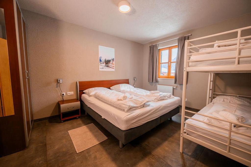 Chalet Zur Rose Berwang Exteriör bild